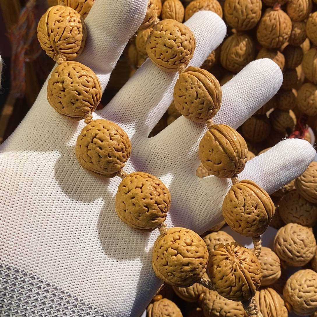 桃核手串东北核斜打孔