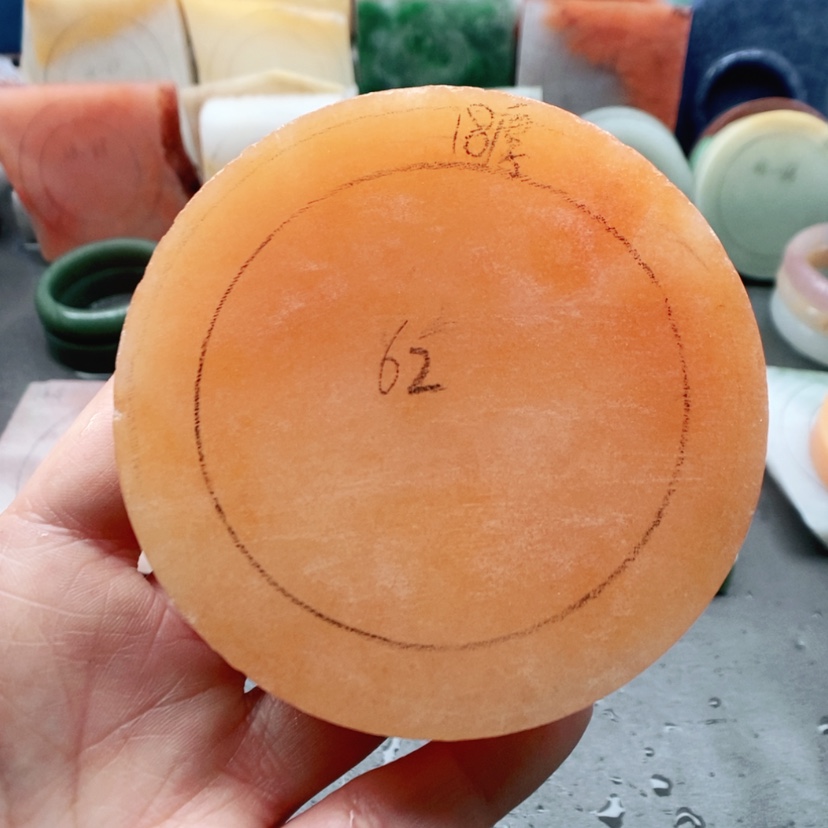 【闪购商品】定制石英质玉定制