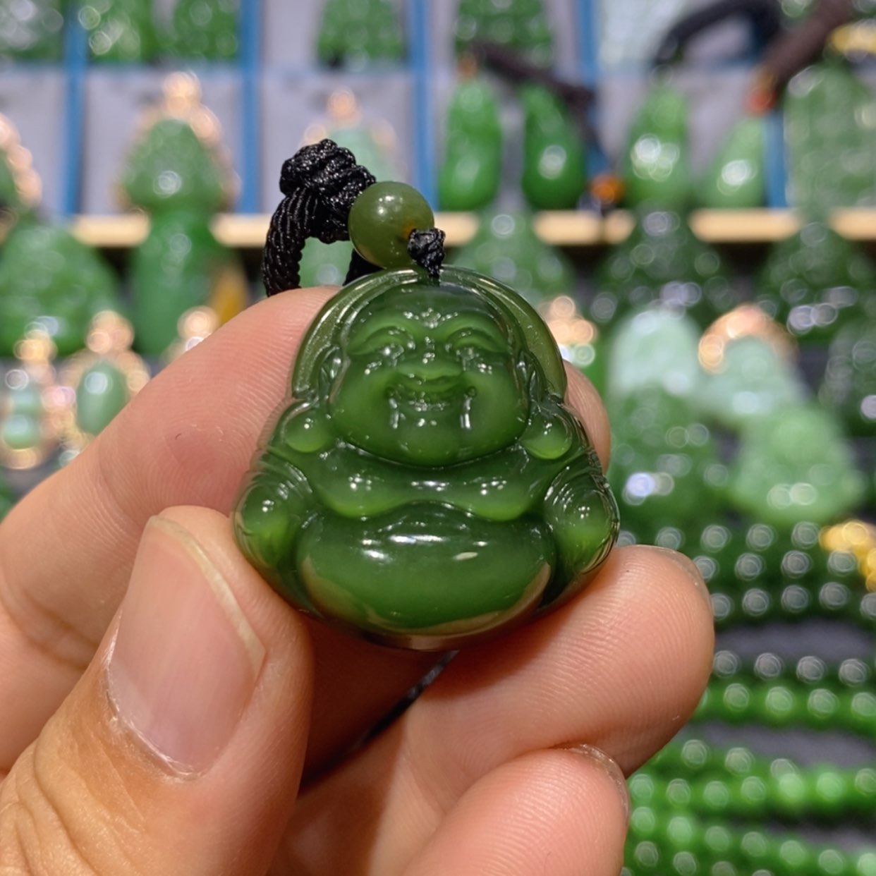 【闪购商品】和田玉吊坠(不含链)未镶嵌菠菜绿猫眼佛公 27/11.8