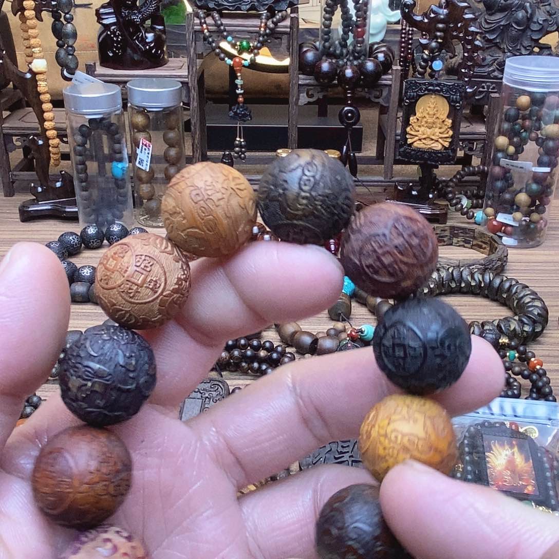 滴血莲花菩提手串