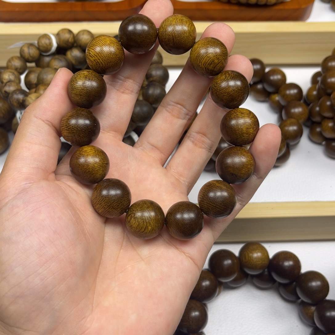 无***！沉香手串越南芽庄黄棋楠1.6