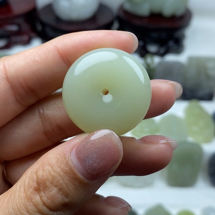 爱***你和田玉（糖玉）未镶嵌颈饰17