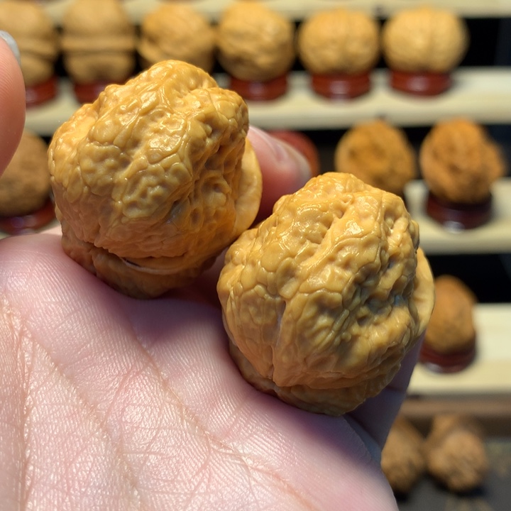 有***累把件文玩核桃37青蛙王子