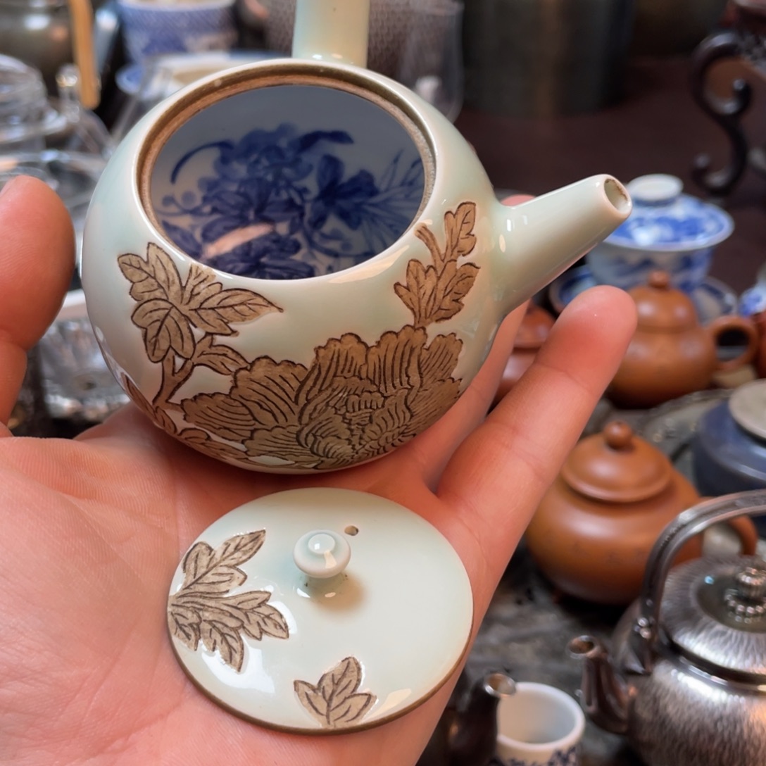 陈***宜核桃两个球核桃两个球茶壶