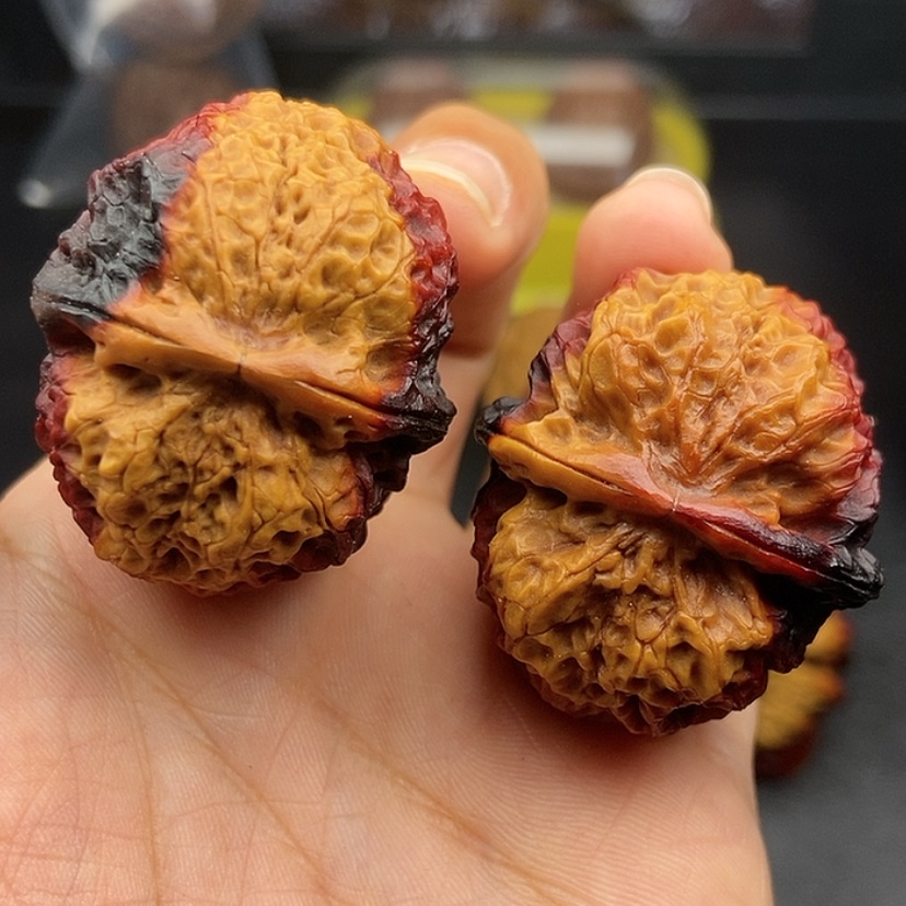 【闪购商品】把件文玩核桃38尺铁绣球