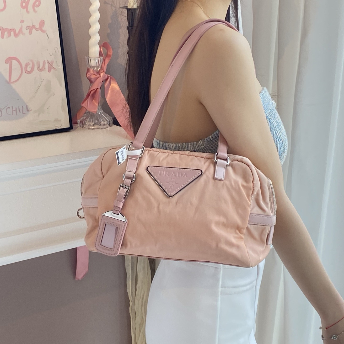 95新 Prada/普拉达 prada杏仁粉手提单肩包