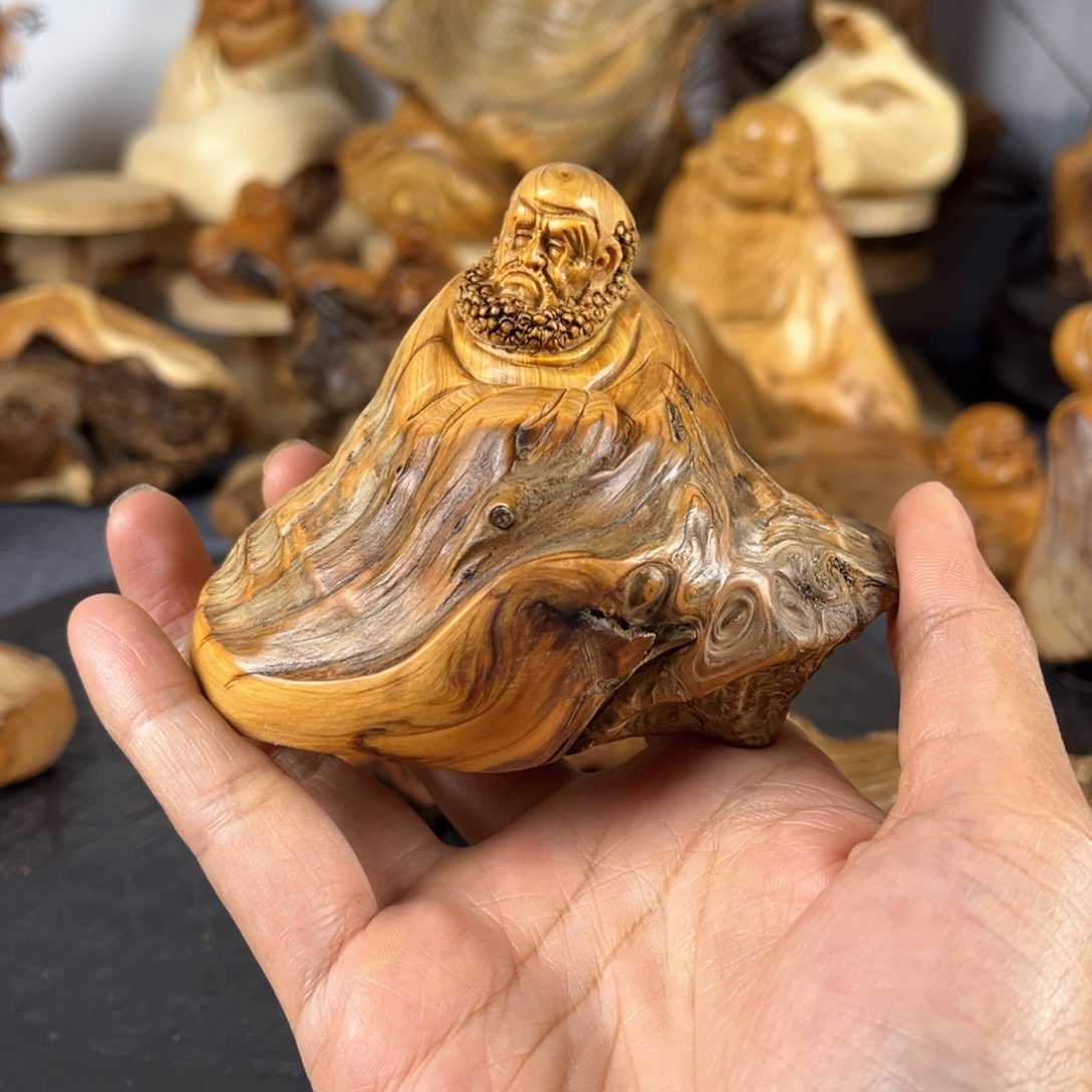 柏木希**凸崖柏崖柏崖柏崖树