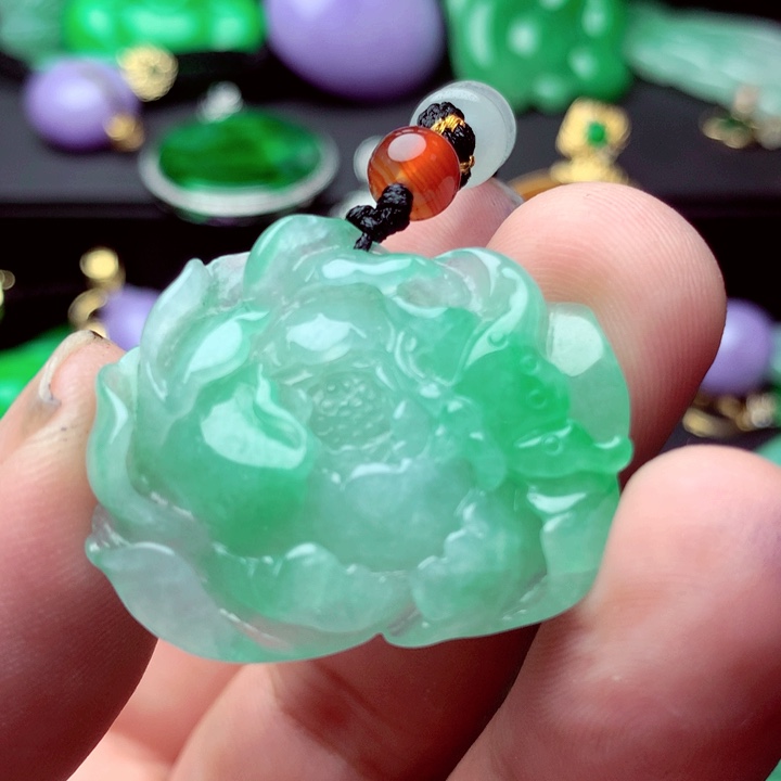 佛***系翡翠未镶嵌吊坠(不含链)