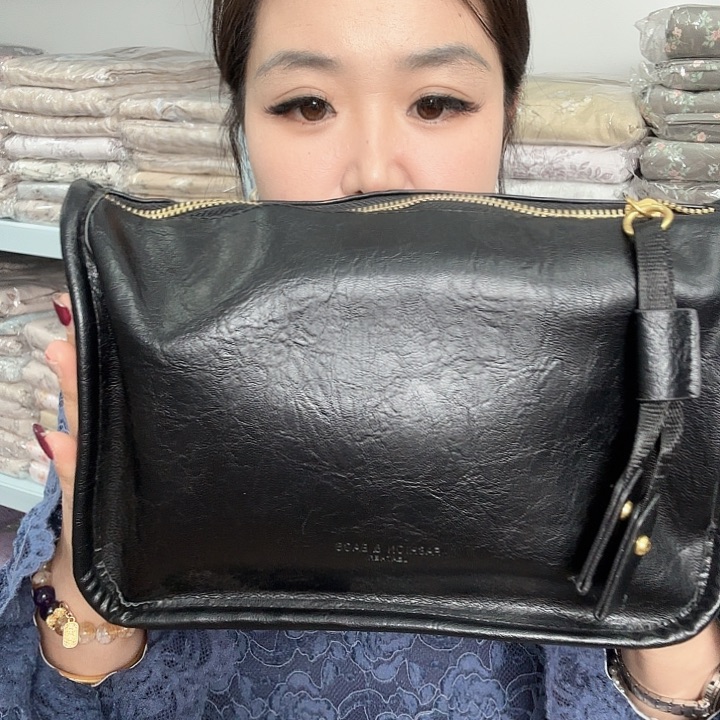 蚕丝超纤皮好看的女款包包