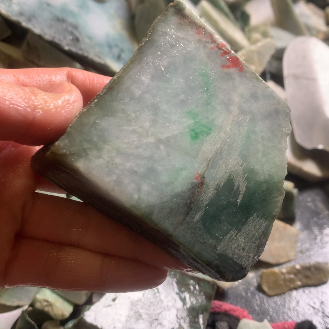 翡翠颈饰未镶嵌缅甸翡翠