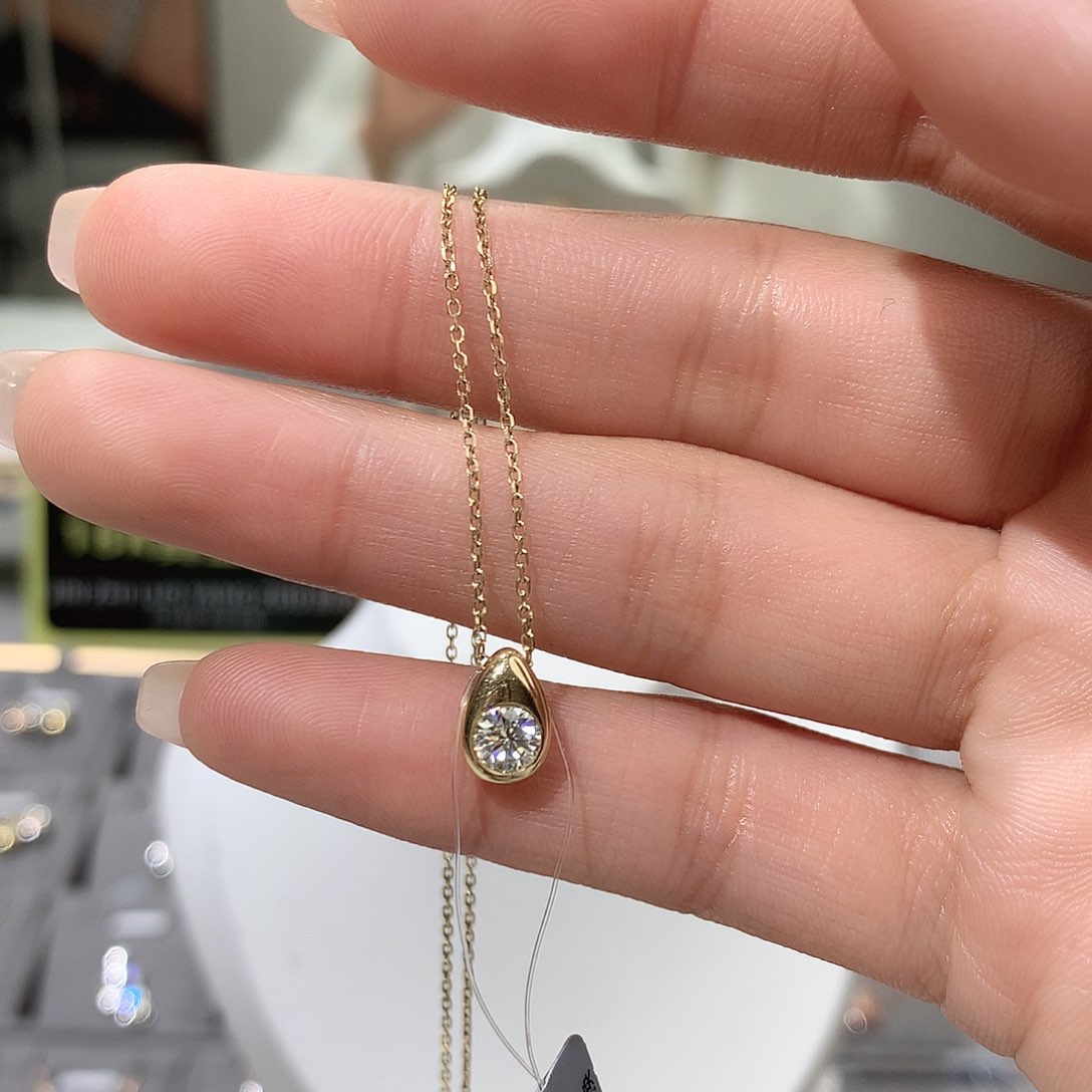 钻石套链18K金镶嵌项链