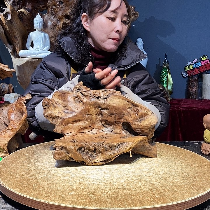 小****7542。株木随行小根艺