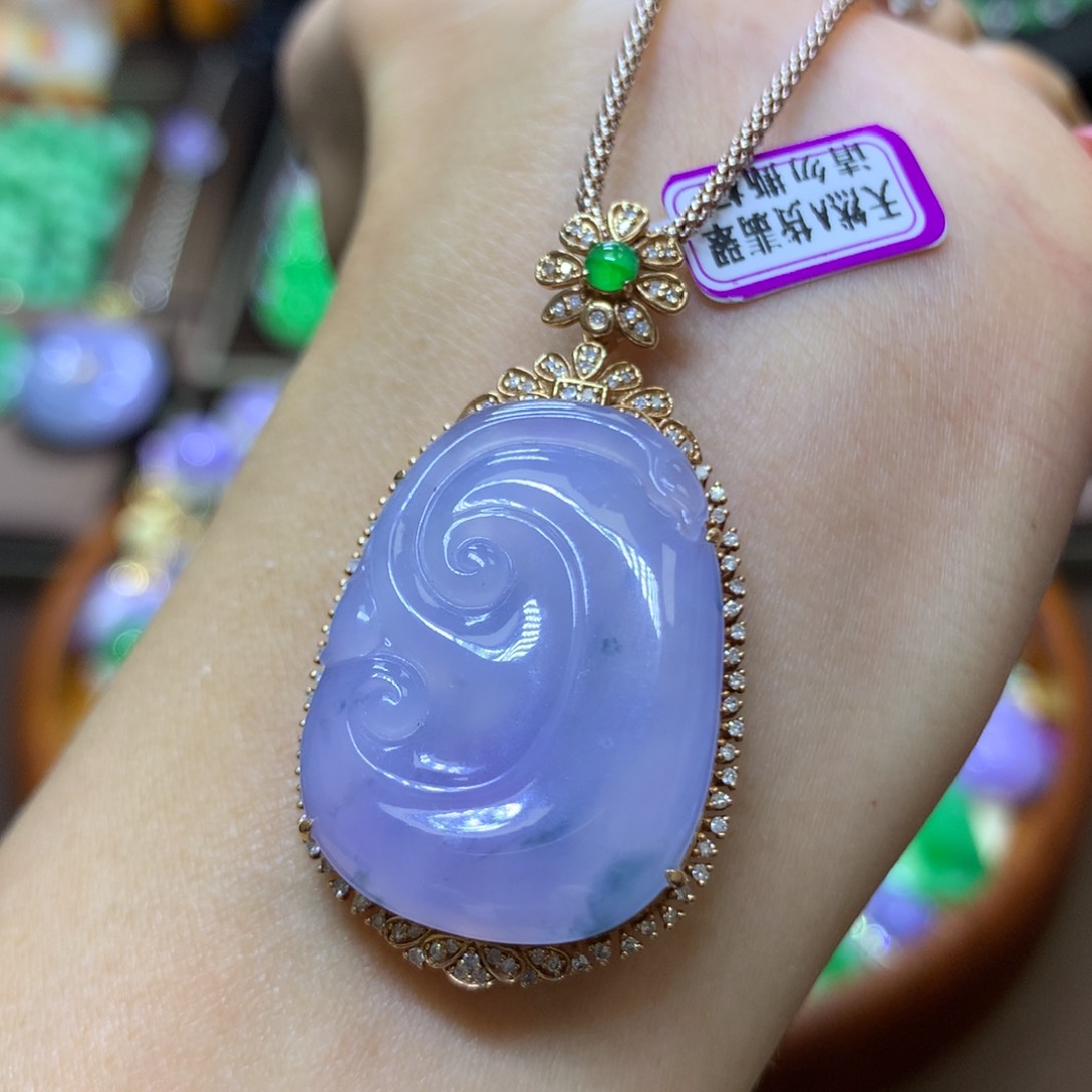 【闪购商品】翡翠颈饰18K金镶嵌翡翠