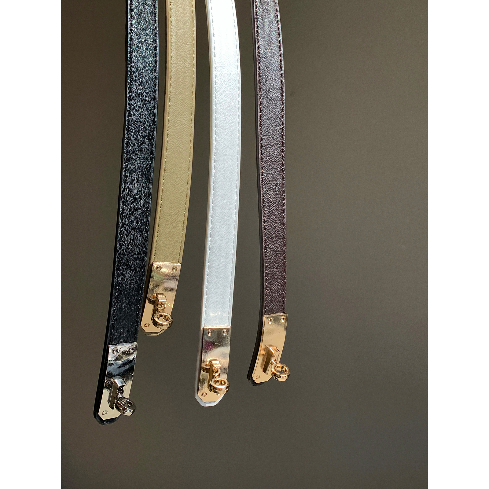 周淼ZHOUMAIO 百搭仿牛皮金属扣头腰带女 时尚感皮带ZM25S8627Z