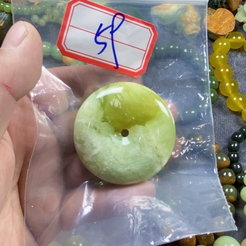 合金蛇纹石玉颈饰