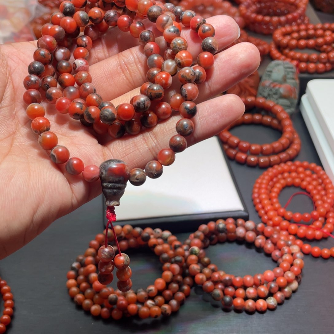 南红玛瑙手链未镶嵌