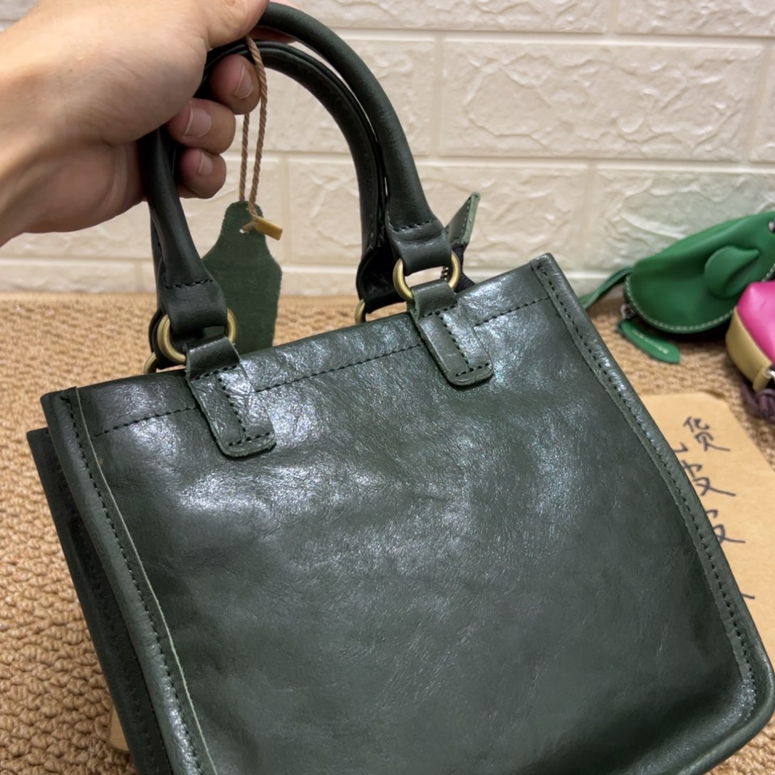 【闪购商品】头层牛皮绿色