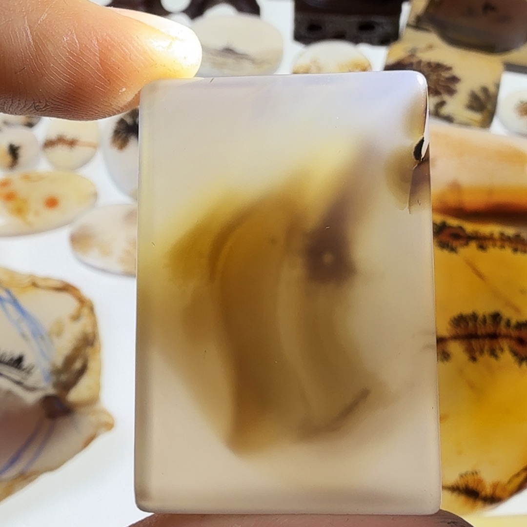 玛瑙/玉髓未镶嵌珠宝半成品