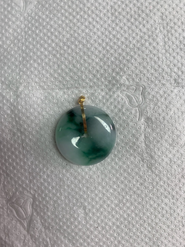 玉如军意翡翠珠宝