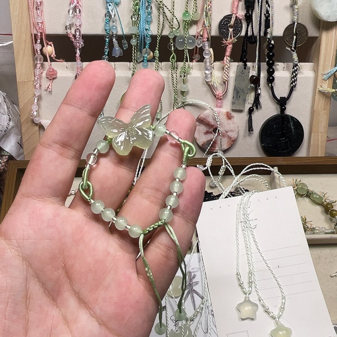 蛇纹石玉合金颈饰