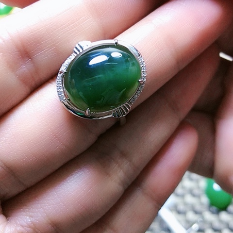 和田玉戒指银S925镶嵌云****云