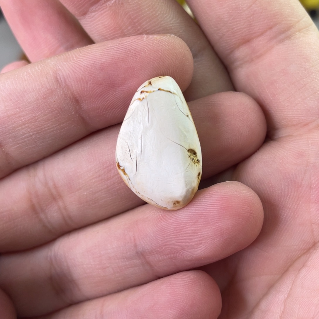 定制琥珀天然琥珀