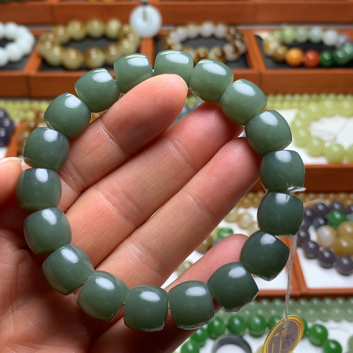 和田玉手串未镶嵌