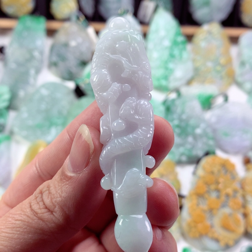 【闪购商品】翡翠吊坠(不含链)未镶嵌