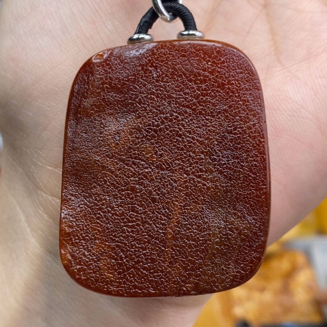 琥珀吊坠(赠链)未镶嵌