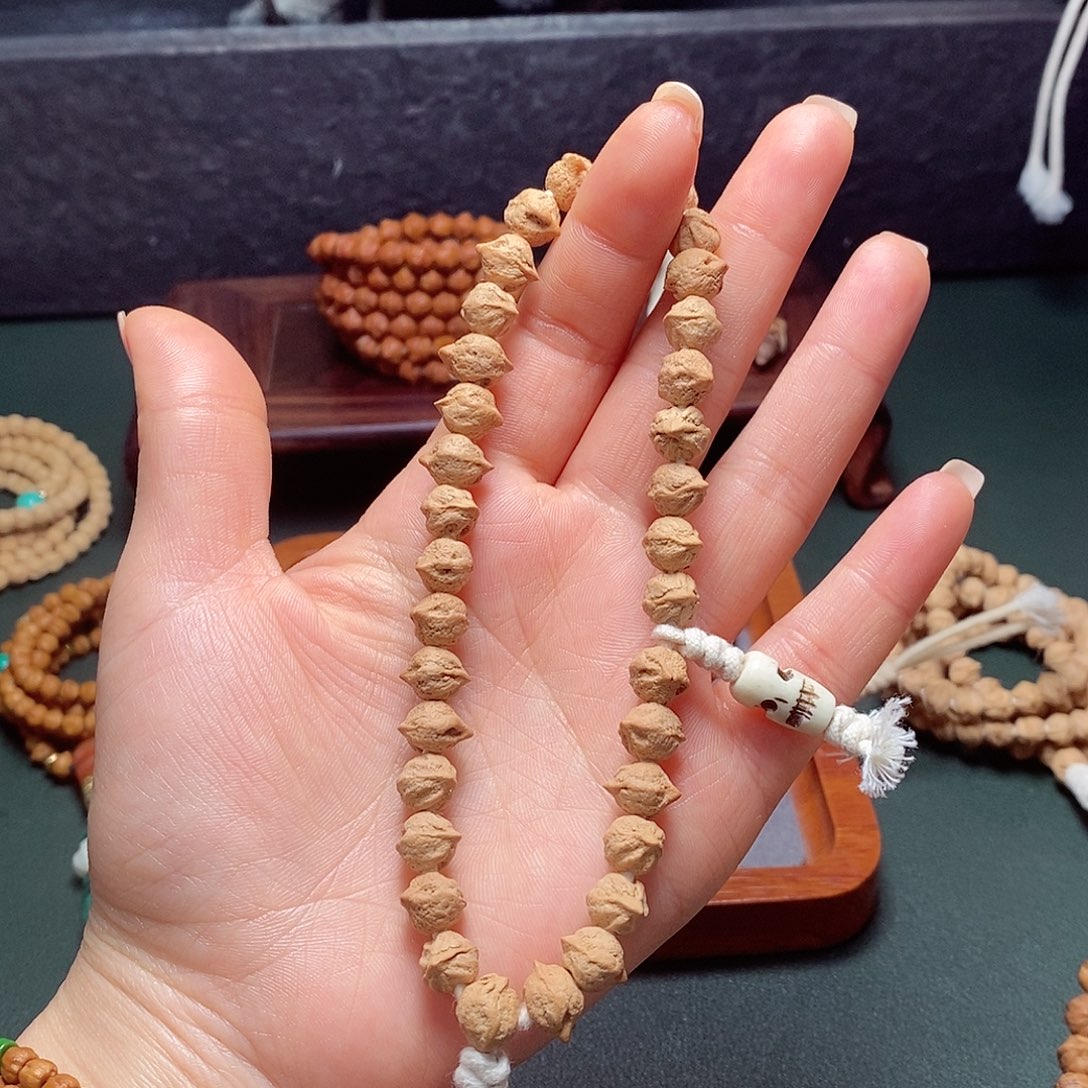 柏香籽/百香籽吊坠86.6