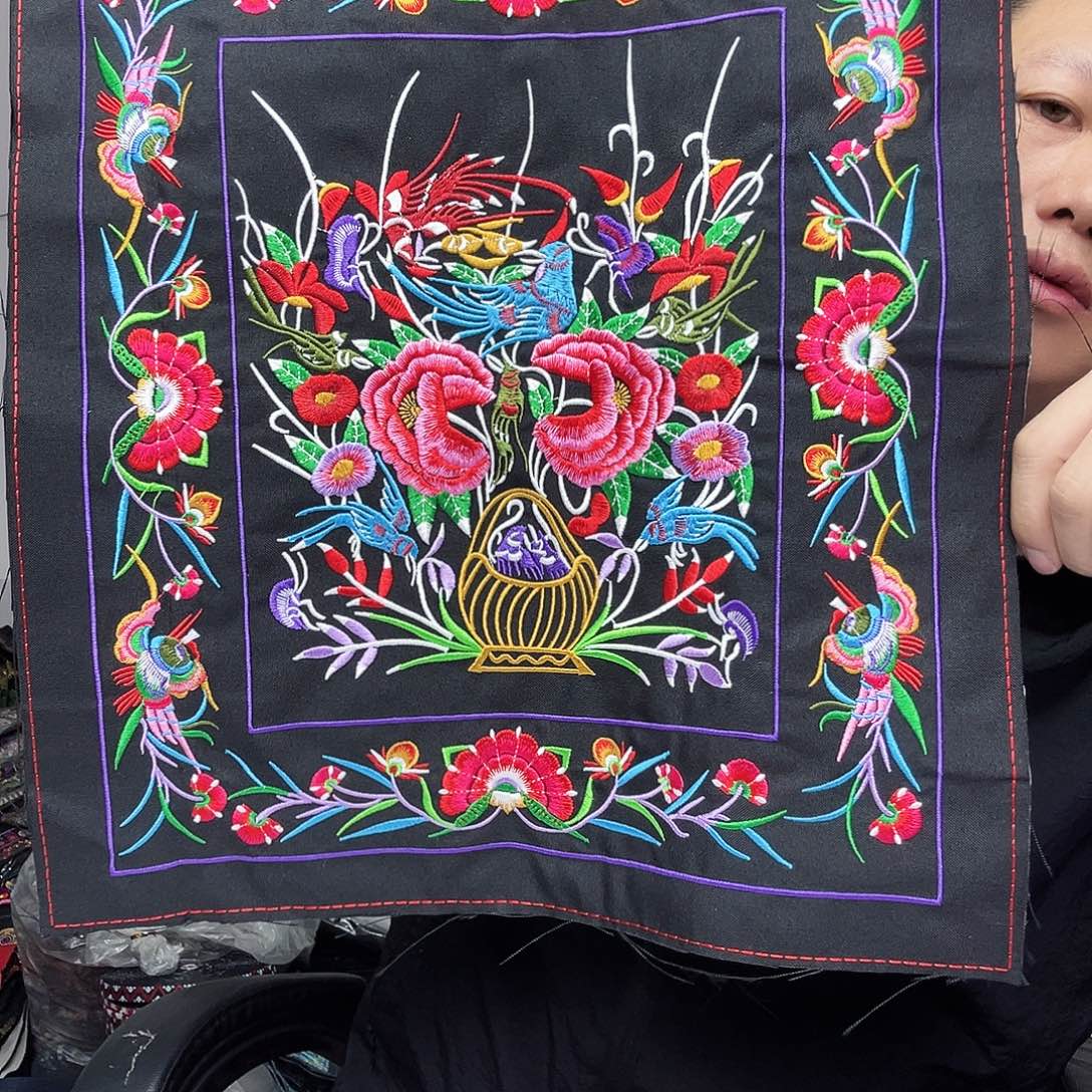 民族风情电脑绣片