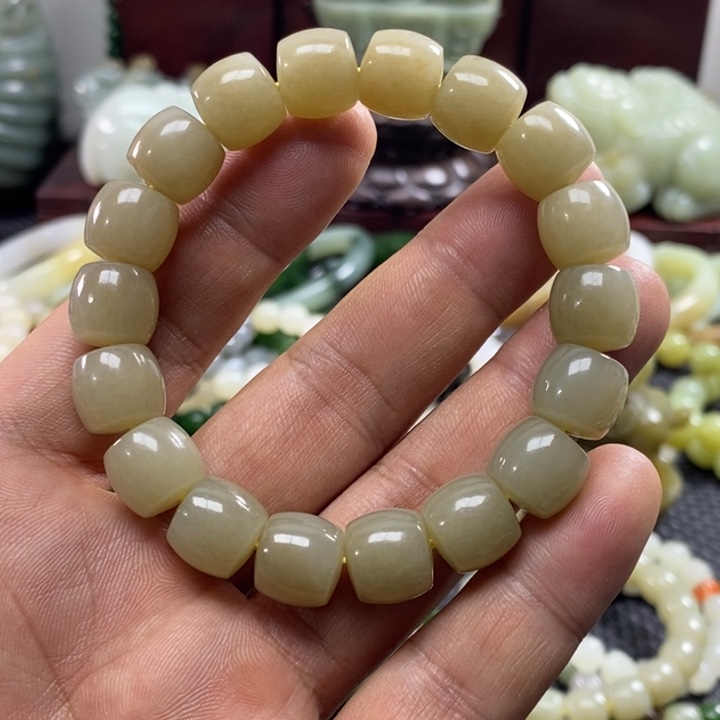 和田玉未镶嵌手链