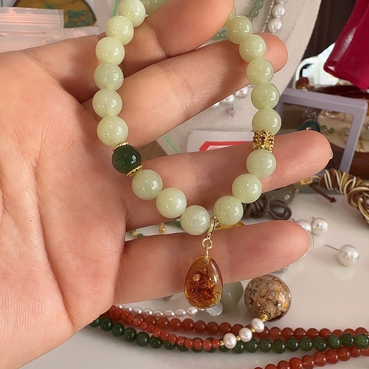 和田玉未镶嵌手链8黄口设计款天然结构