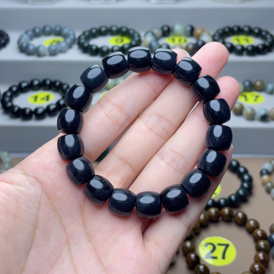 和田玉未镶嵌手串