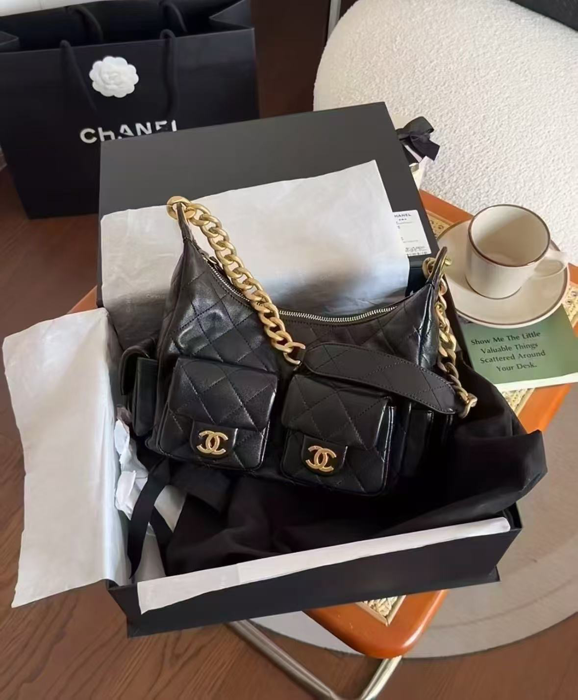 全新未使用 Chanel/香奈儿 25C嬉皮hobo 附件：盒子尘袋小票