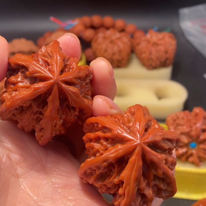 一***秀猴头核桃吊坠工艺核桃