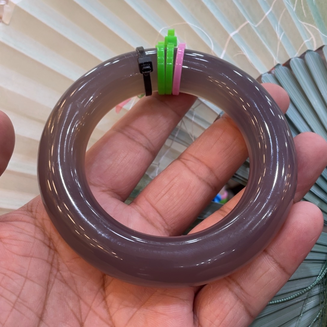 玛瑙/玉髓手镯未镶嵌無