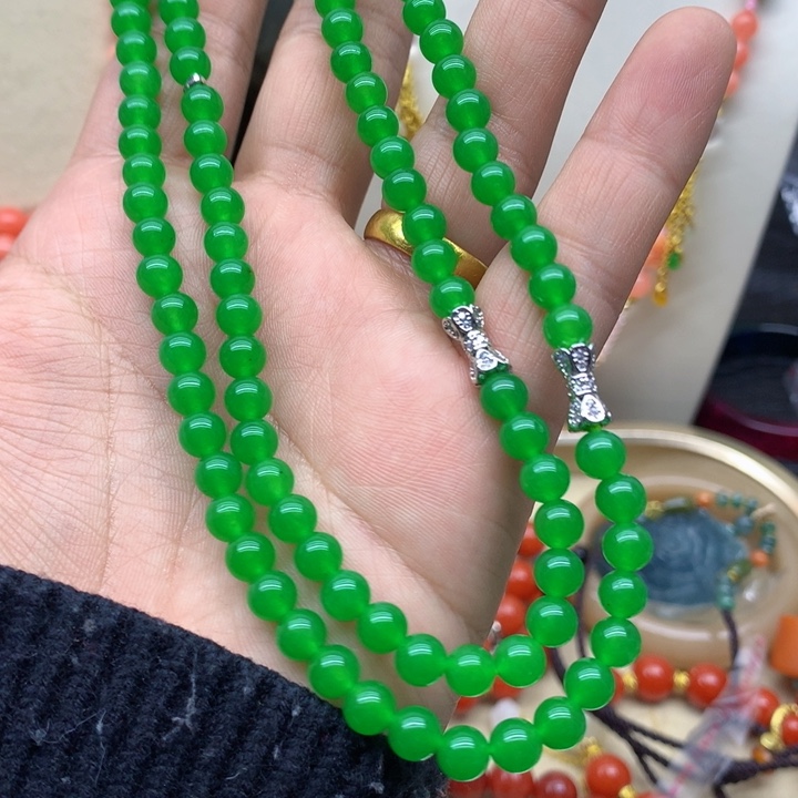 翡翠颈饰未镶嵌吊坠