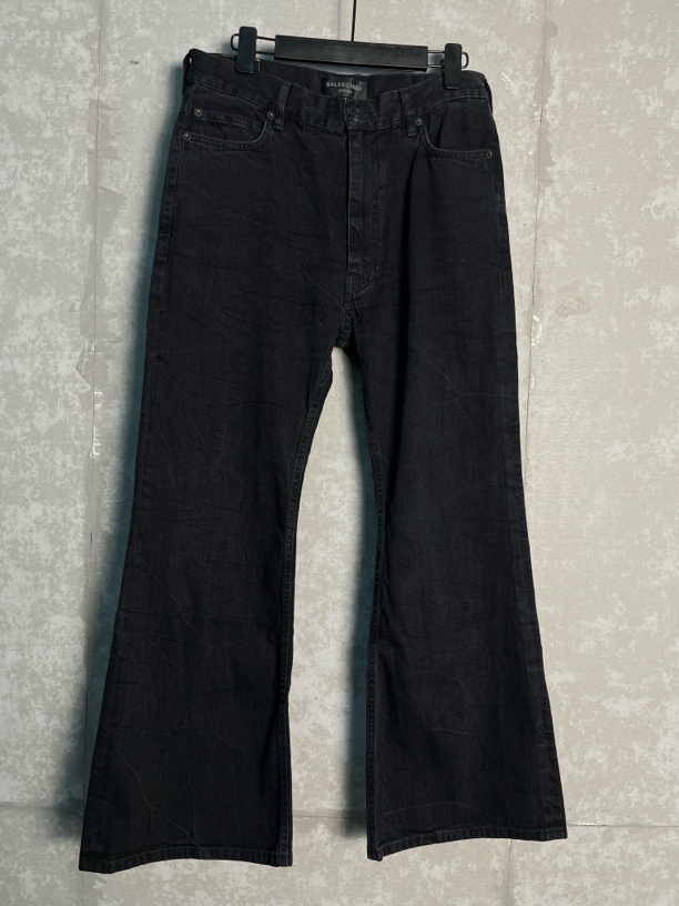 未使用 Balenciaga/巴黎世家 L*1/巴黎世家黑色牛仔裤/08957
