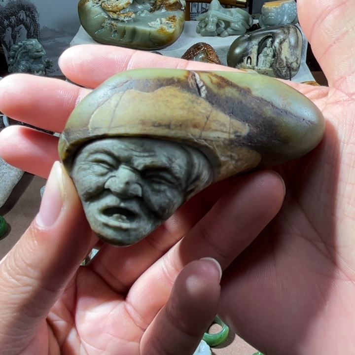 超***姜和田玉未镶嵌把件