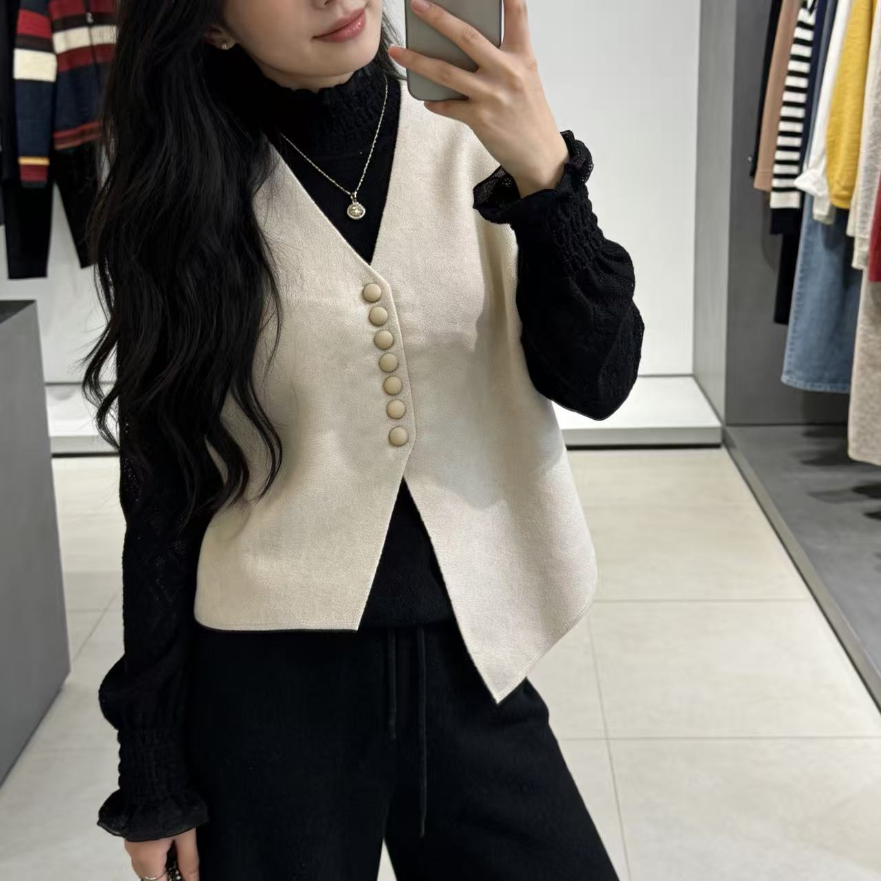 胸92-120长49简约叠穿单排扣温柔时尚百搭针织马夹上衣 4798