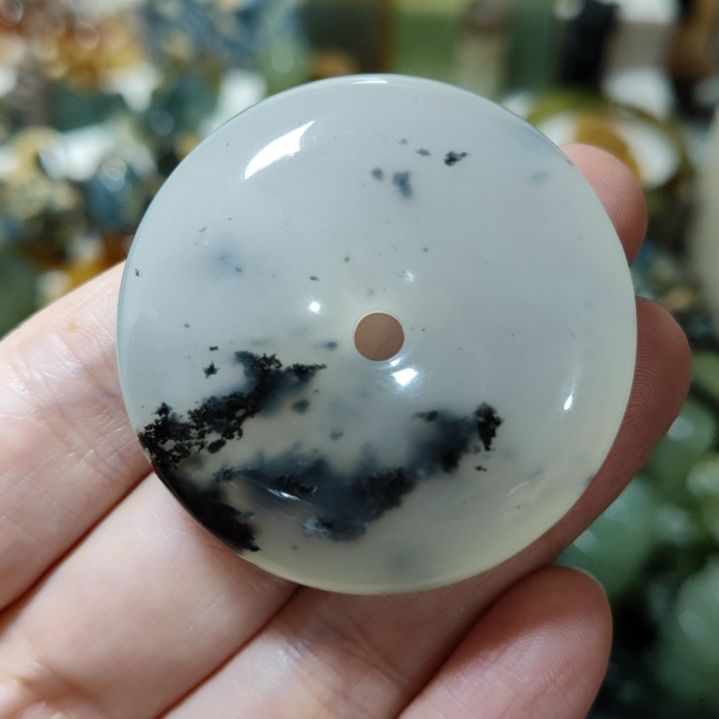 岫玉未镶嵌平安扣