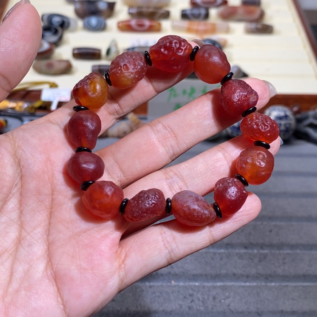 合金颈饰玛瑙/玉髓