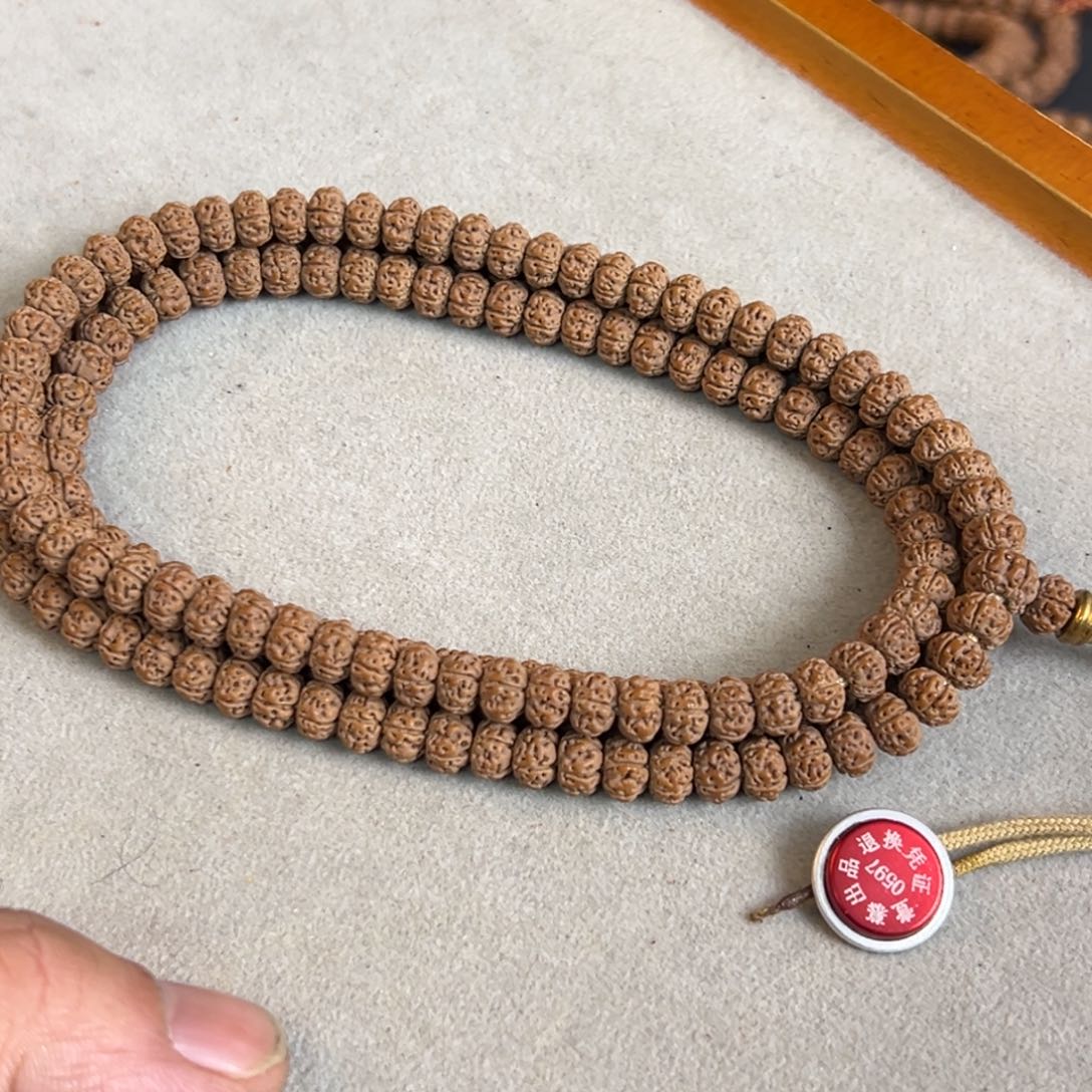 阿***村吊坠金刚菩提凹底梅花108尺寸7.5