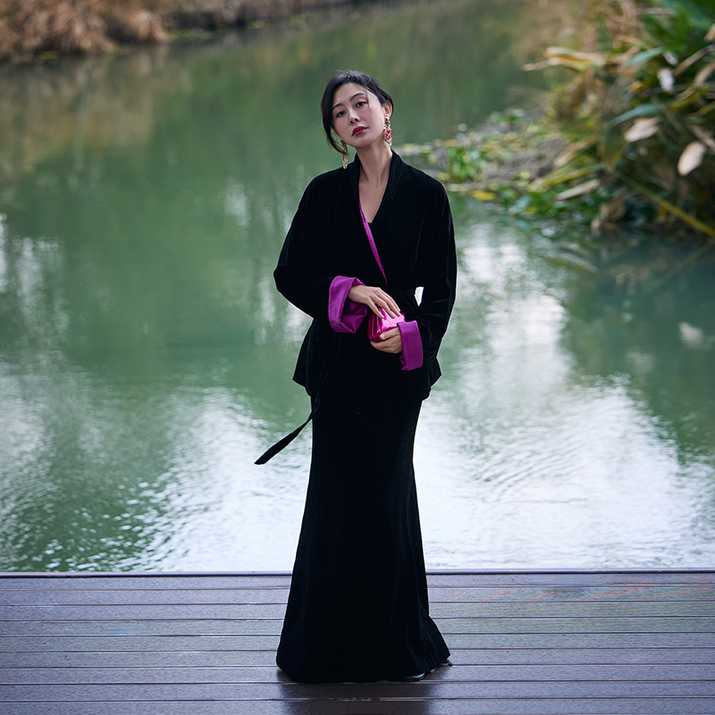 TRACYCHU黑色混蚕丝丝绒拼玫粉蚕丝时髦新中式半裙气质复古冬季款