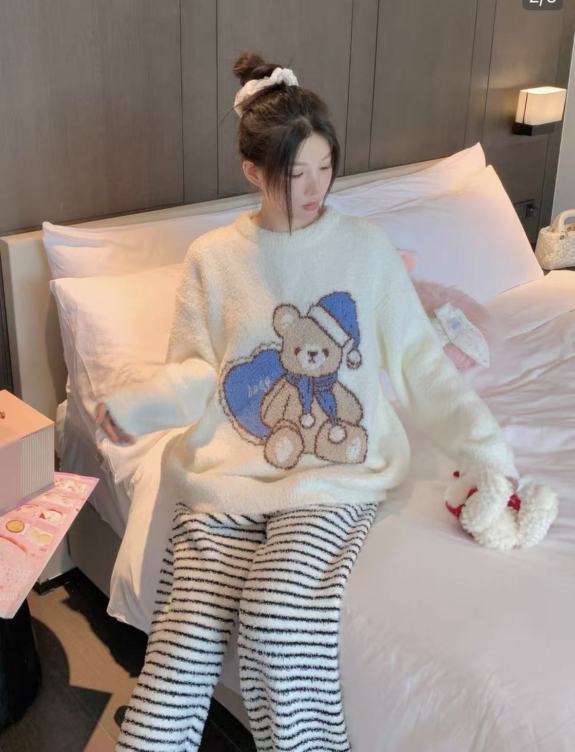 2025秋季加厚蓝帽小熊慵懒风半边绒加厚家居服软糯套装女可外穿