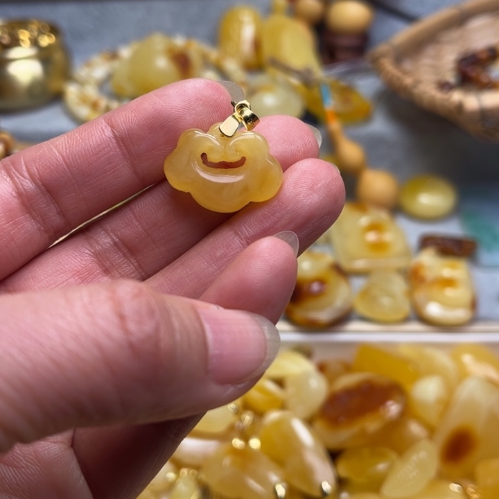 蜜蜡颈饰未镶嵌蜜蜡