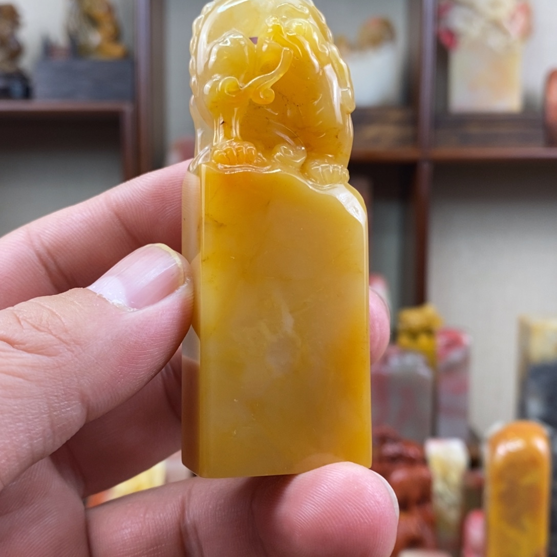 巴林石印石巴林石手工雕古兽钮章