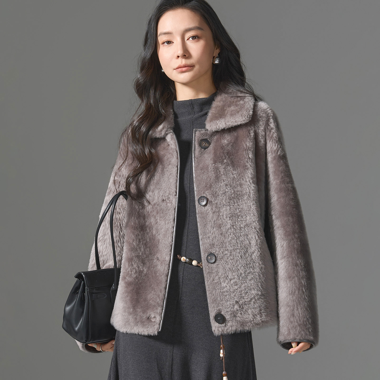 进口拉贡羊皮毛一体外套女2025冬季新款短款小个子高级羊毛皮草