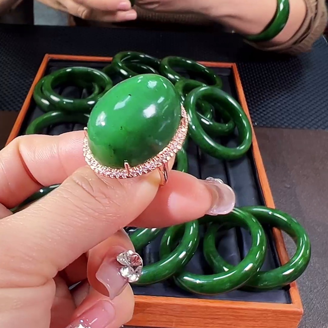 和田玉（碧玉）合金戒指